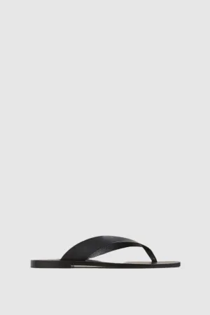 A Emery Kinto Sandal in Black