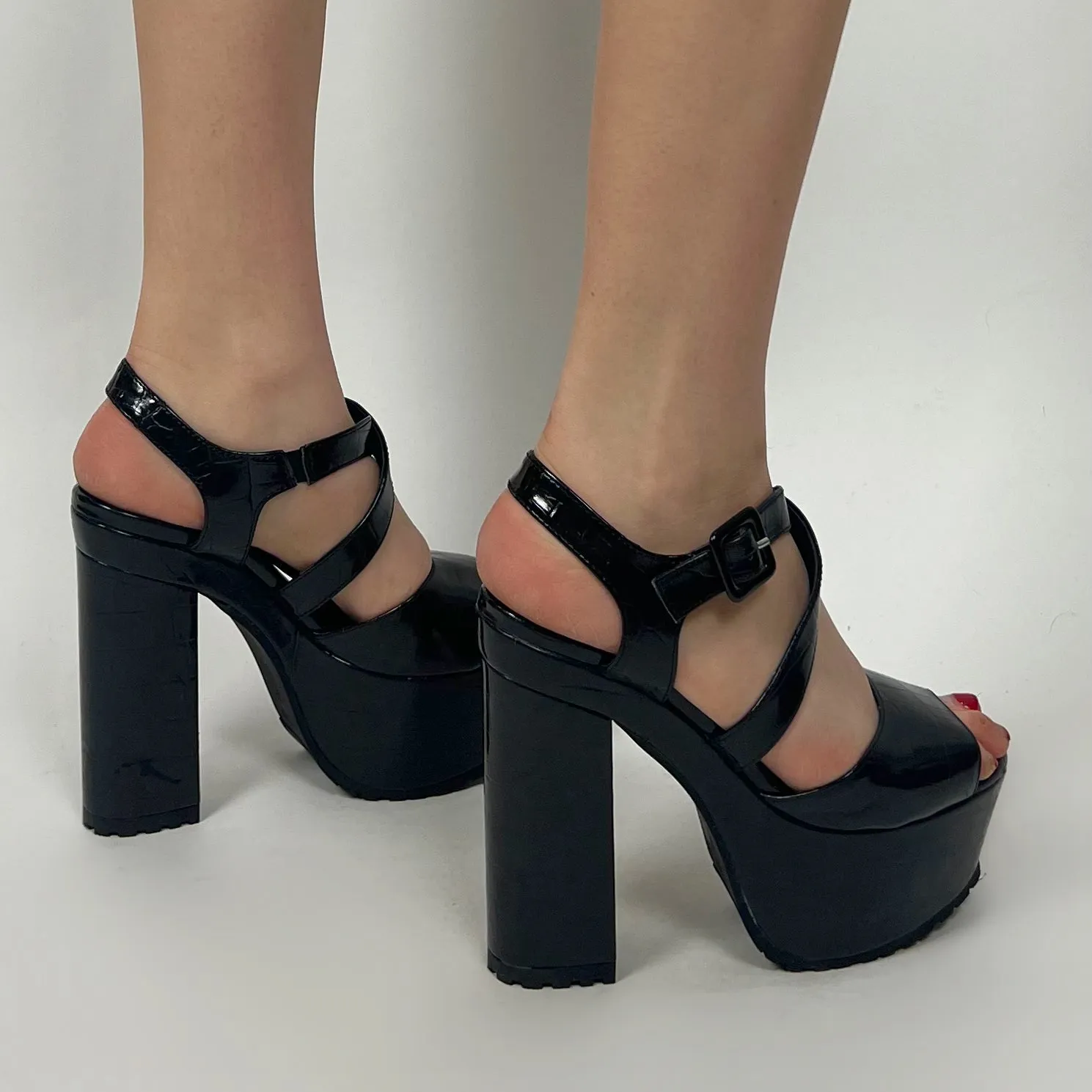 Snake Skin Print Black Platform Heels (8)
