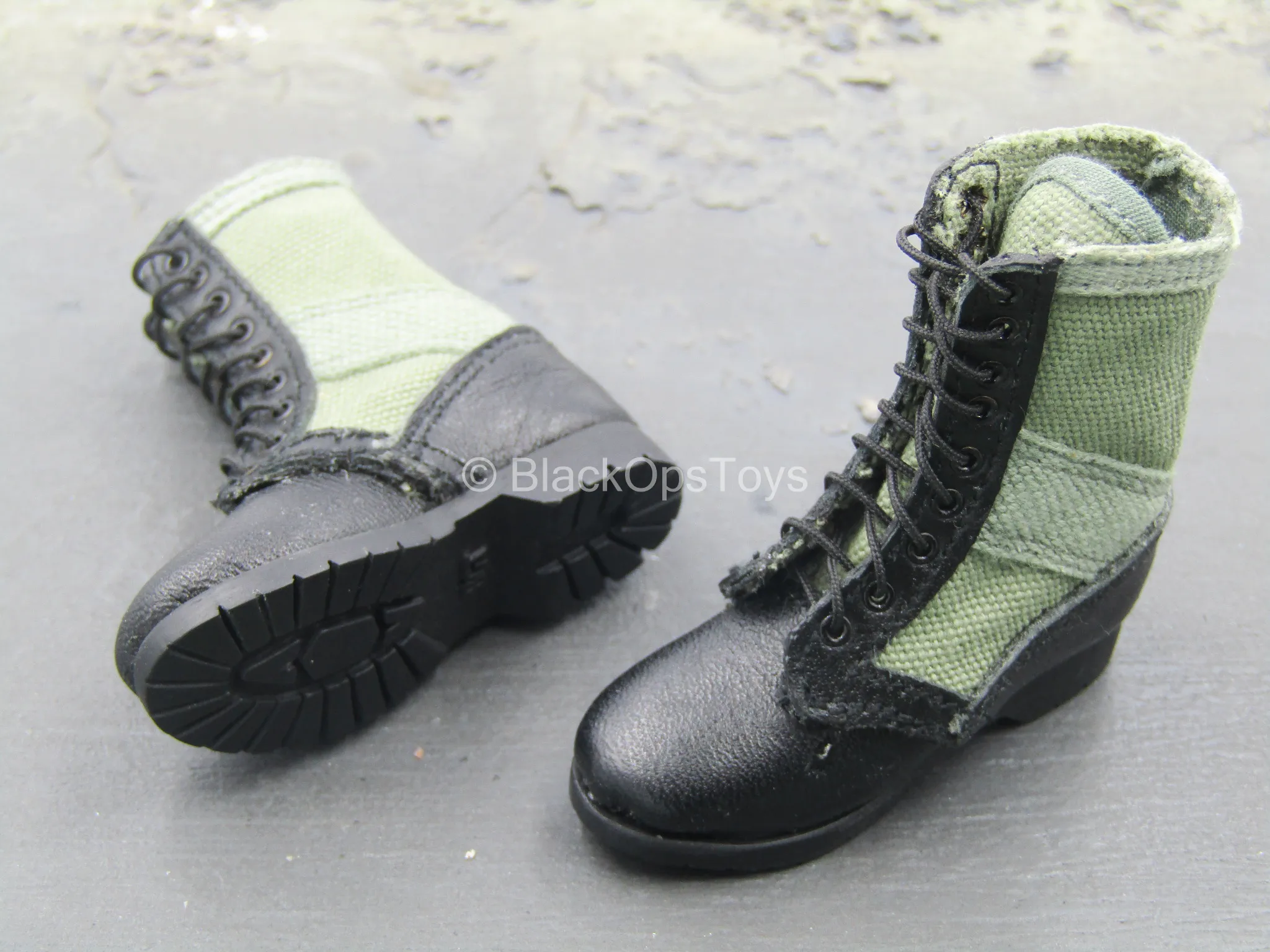 Vietnam Set - Black & Green Combat Boots (Foot Type)